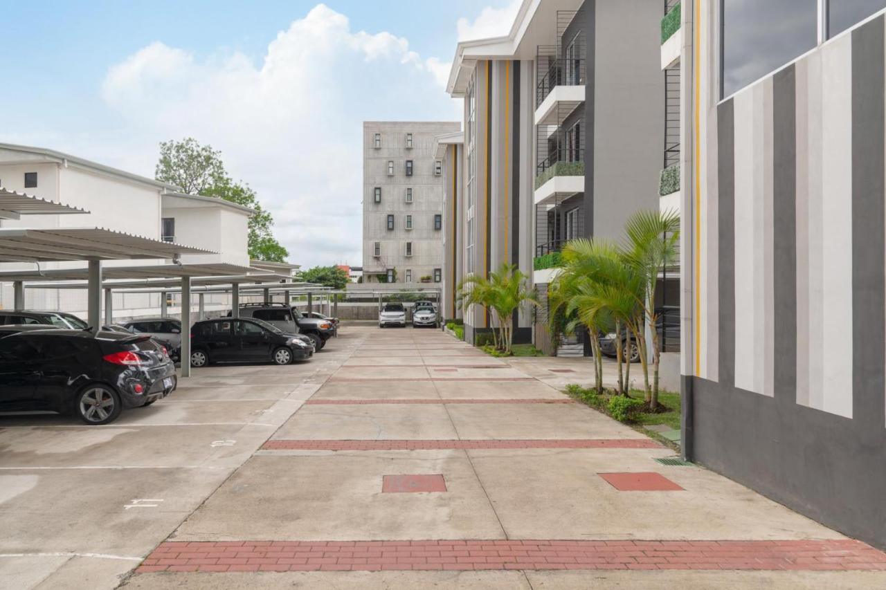 Boulevard Park Apto #27 - 2Bdrm - Selena Segura هيريديا المظهر الخارجي الصورة