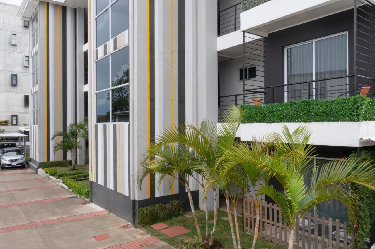 Boulevard Park Apto #27 - 2Bdrm - Selena Segura هيريديا المظهر الخارجي الصورة