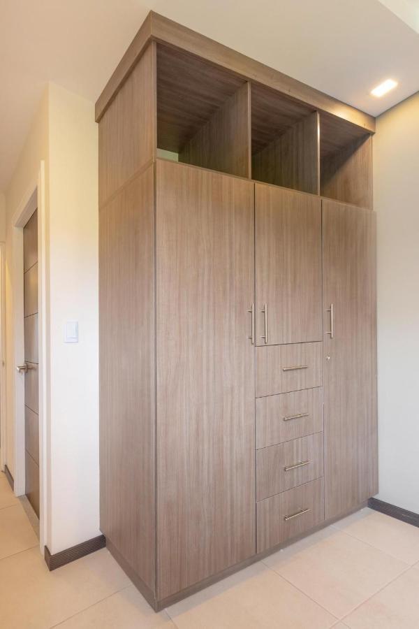 Boulevard Park Apto #27 - 2Bdrm - Selena Segura هيريديا المظهر الخارجي الصورة